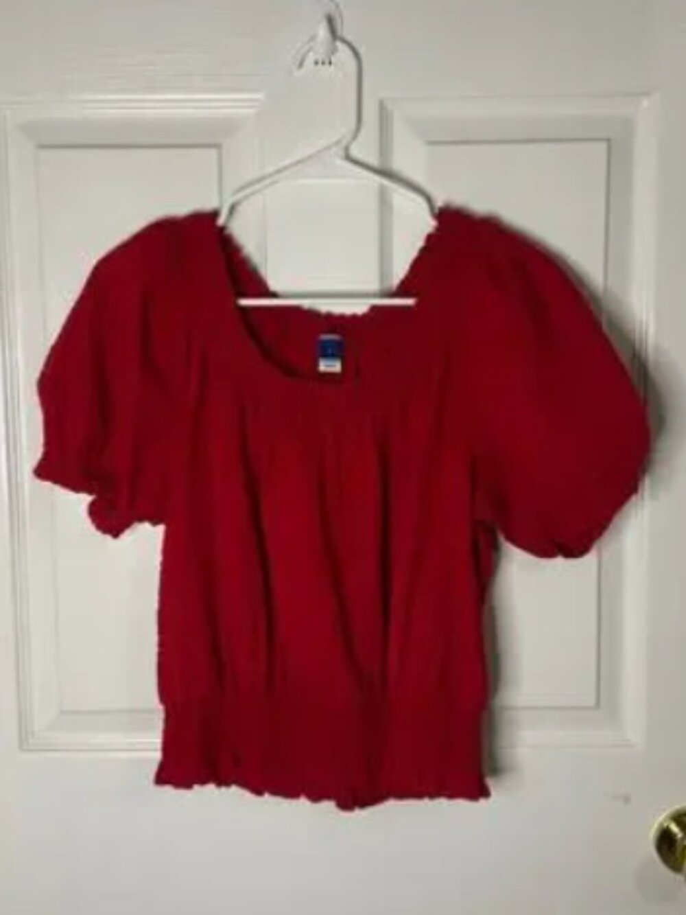 Old Navy Smocked Seersucker Puff-Sleeve Top - Coquette Red - Large